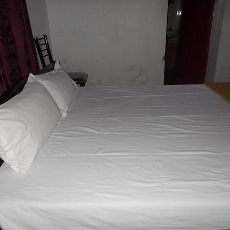 Guruvayur Bunglow Hotel Exterior foto