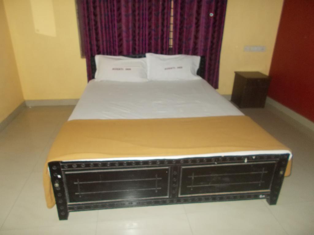 Guruvayur Bunglow Hotel Exterior foto
